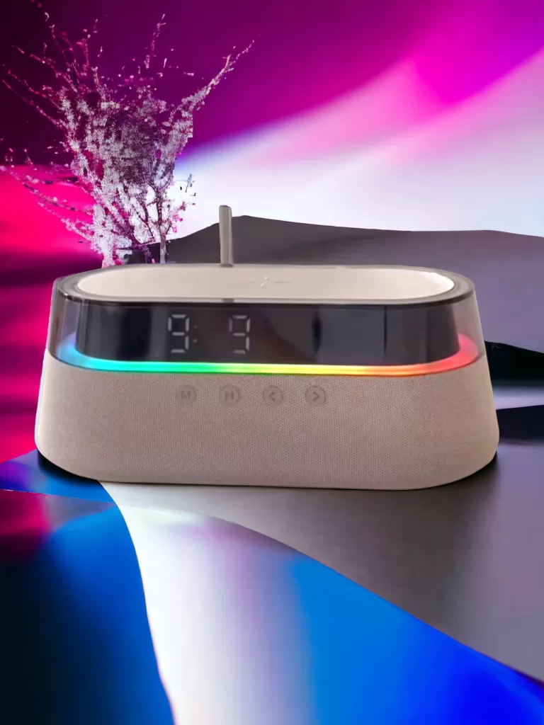 EZVALO Radio Despertador Digital con Carga Inalámbrica 15W, Radio FM Reloj Despertador con Pantalla LED, Luz Nocturna, Altavoz Bluetooth 5.0 para Casa Dormitorio Oficina, Ideas de Regalo para Papá
