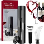 El sacacorchos eléctrico portátil es una innovadora herramienta diseñada para simplificar la apertura de botellas de vino. Con un diseño compacto y un mecanismo eléctrico, este dispositivo permite abrir botellas de manera rápida y sin esfuerzo con solo presionar un botón. Su portabilidad lo convierte en un compañero ideal para eventos, picnics o cualquier ocasión en la que se desee disfrutar de una botella de vino de manera práctica.