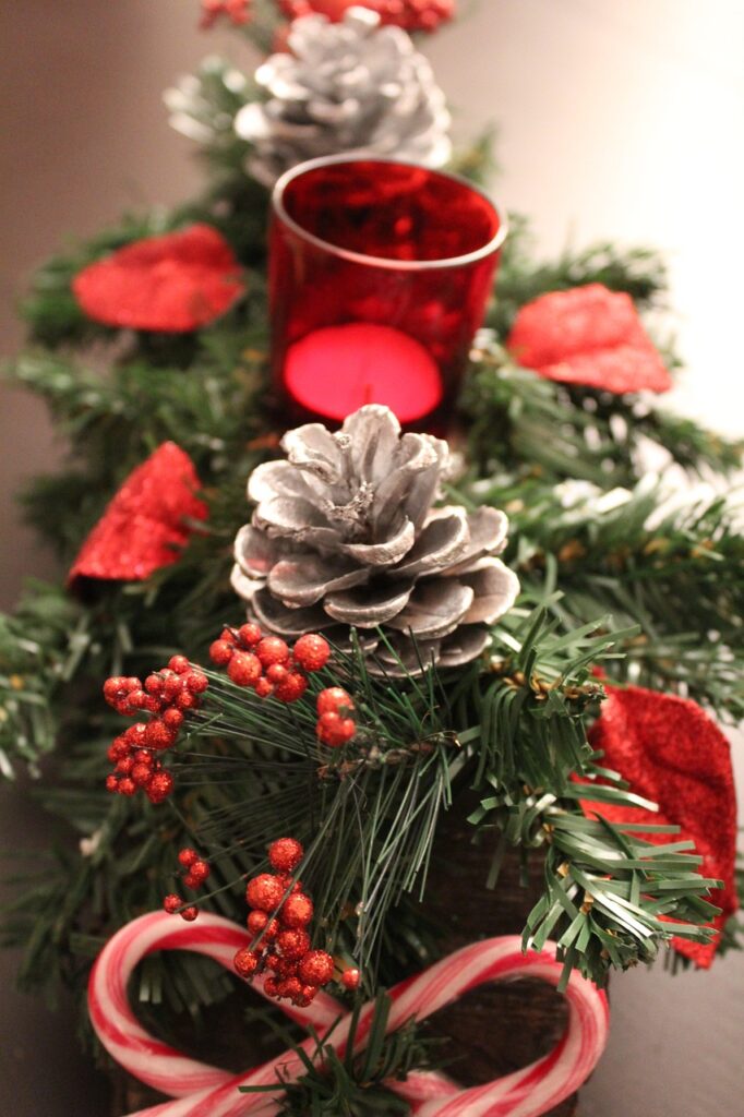 christmas, red, silver-1091561.jpg