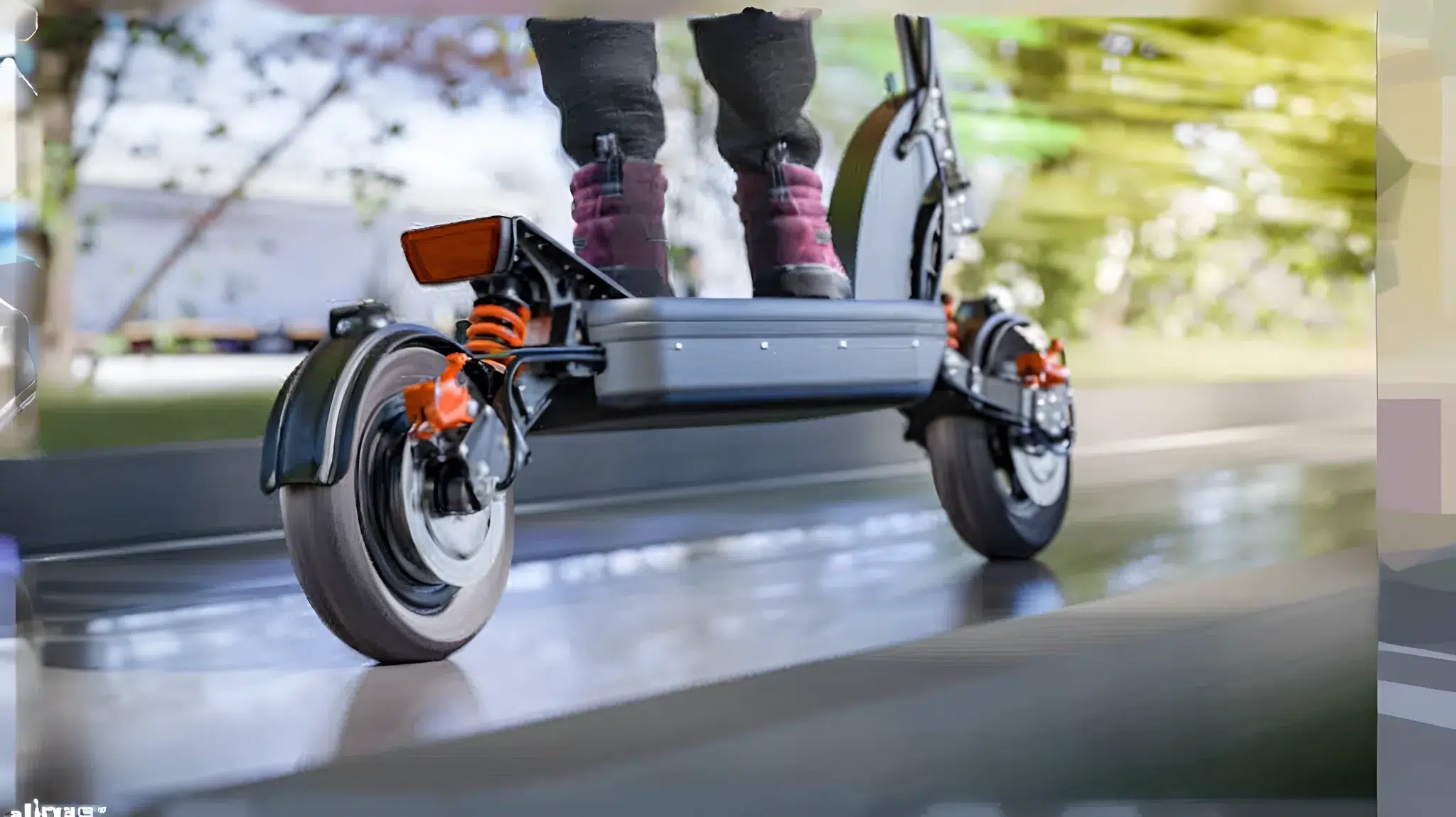 A. Innovaciones Tecnológicas * Explora las últimas innovaciones en tecnología de patinetes eléctricos. * Destaca cómo estas innovaciones están mejorando la eficiencia y la seguridad. B. Desarrollos en Infraestructura para Patinetes * Informa sobre los avances en la infraestructura urbana que facilitan el uso de patinetes eléctricos. * Discute proyectos de ciudades inteligentes y su impacto en la movilidad eléctrica. C. Sostenibilidad y Patinetes Eléctricos * Aborda el papel de los patinetes eléctricos en la sostenibilidad urbana. * Destaca cómo el uso de patinetes eléctricos contribuye a la reducción de emisiones y al desarrollo sostenible.