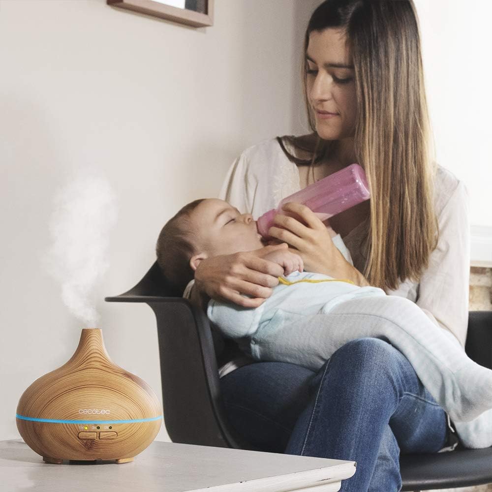 Cecotec Humidificador Ultrasónico y Difusor de Aromas con Temporizador Pure Aroma 150 Yang. Capacidad 150 ml, Temporizador 3 Horas, 7 Colores led, Función...