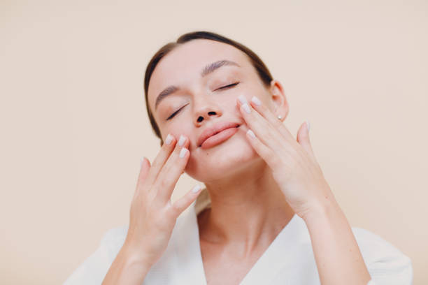 Guía Completa de Limpieza Facial: Consejos Paso a Paso para una Piel Radiante