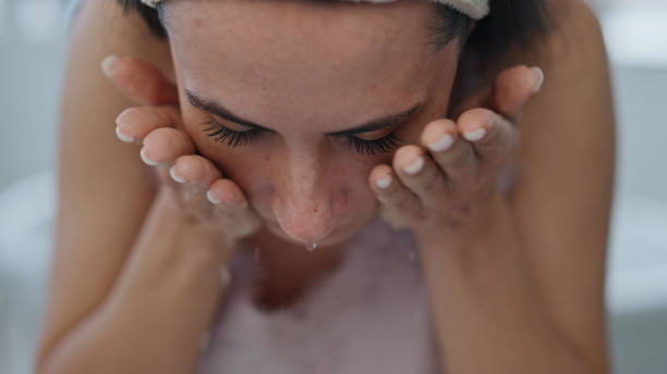 Guía Completa de Limpieza Facial: Consejos Paso a Paso para una Piel Radiante